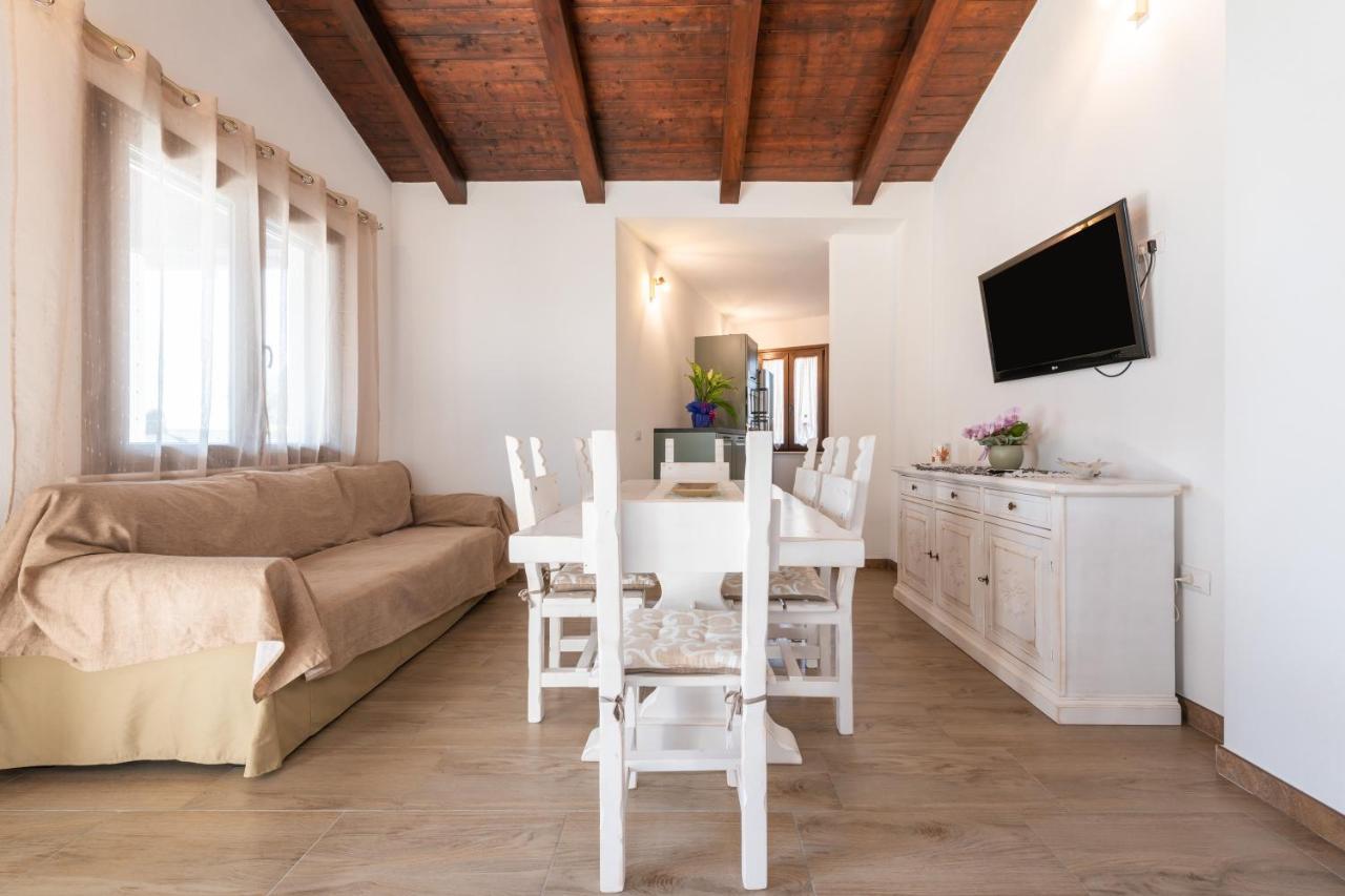 Casa Giovanna San Giovanni Suèrgiu Eksteriør billede